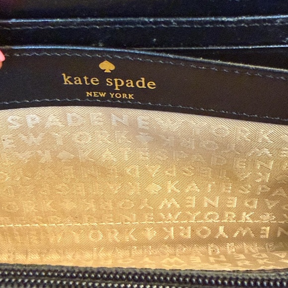 Kate Spade New York Snakeskin Embossed Continental Zip Wallet – Tan/Black - Picture 2 of 14